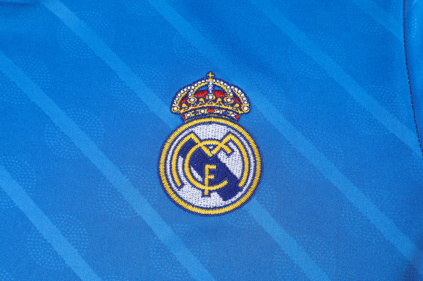 Barn/Vuxen - Real Madrid 25/26 Tredjetröja