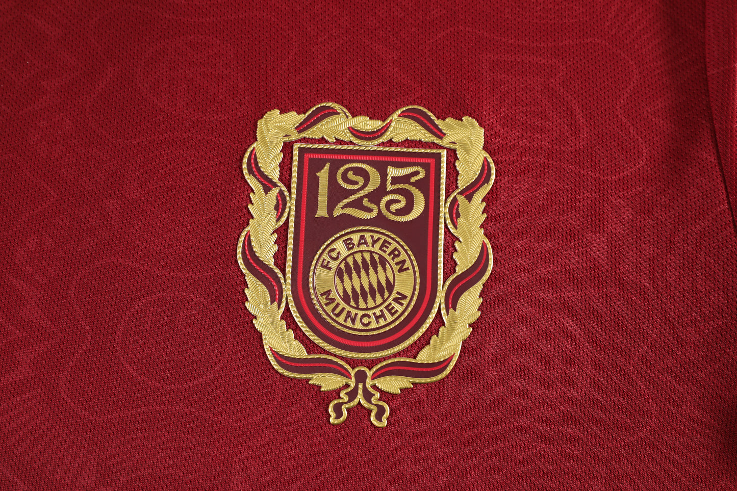 Barn/Vuxen - FC Bayern München 25/26 125 Year Anniversary