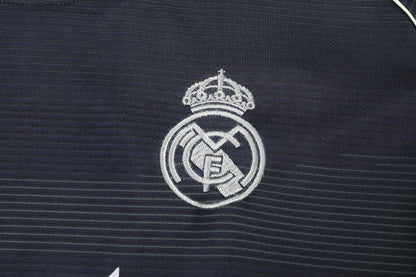 Barn/Vuxen - Real Madrid 25/26 Bortatröja