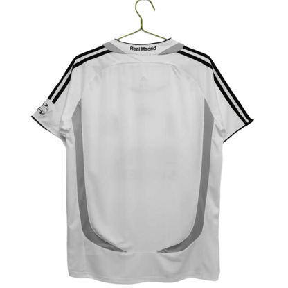 Real Madrid Hemmatröja 2006-2007 – Retro Player Version