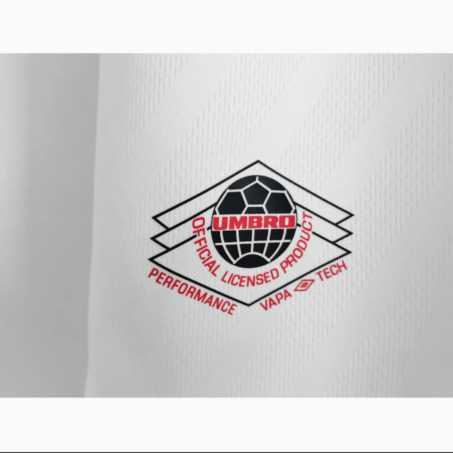 Manchester United Bortatröja från 1996-1997 Säsongen – Retro Version