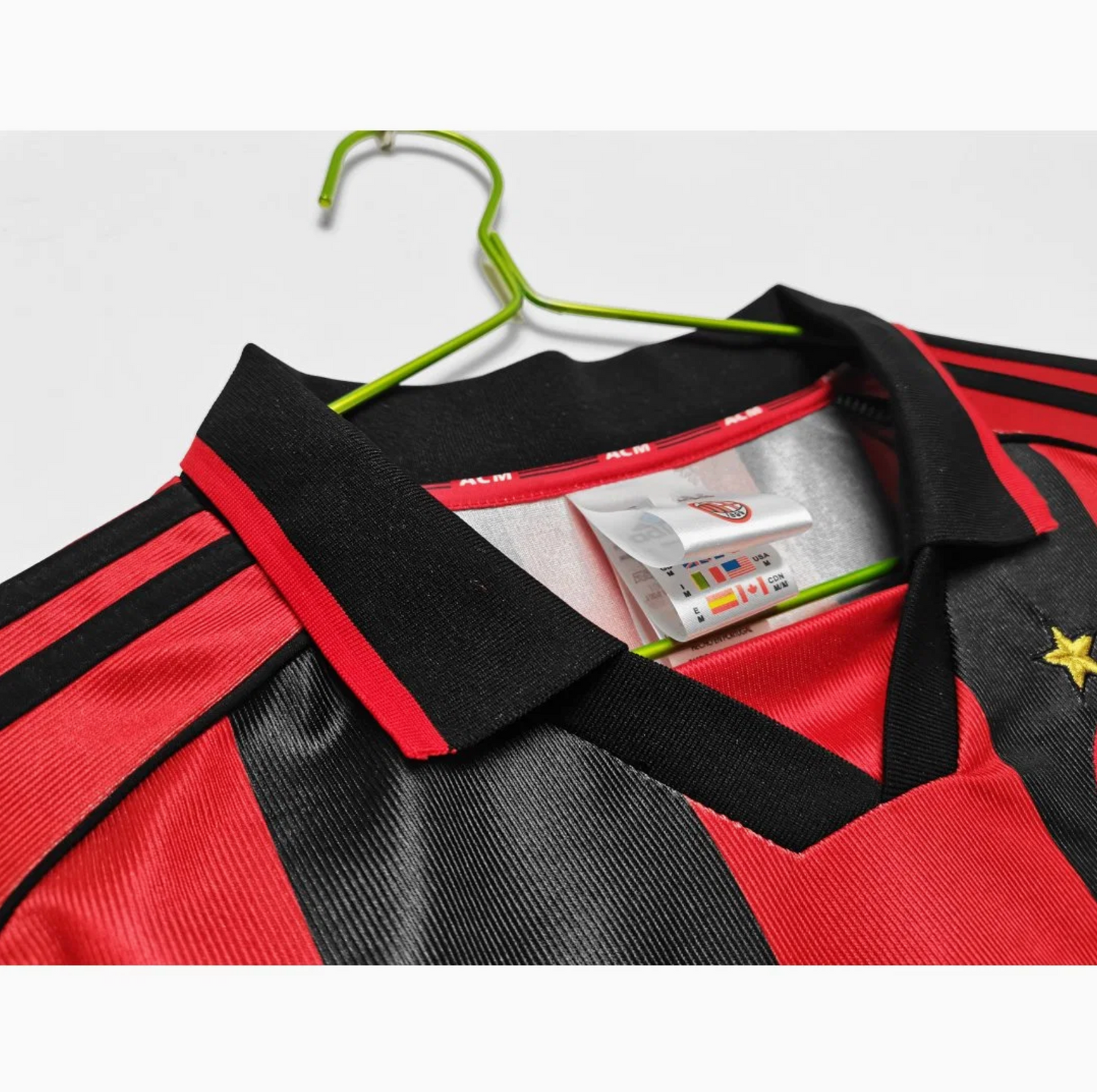 AC Milan Hemmatröja från 1998-1999 Säsongen – Retro Version