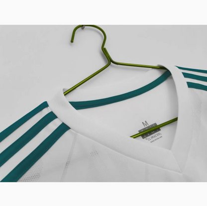 2017-2018 Real Madrid Hemmatröja – Retro Långärmad Player Version