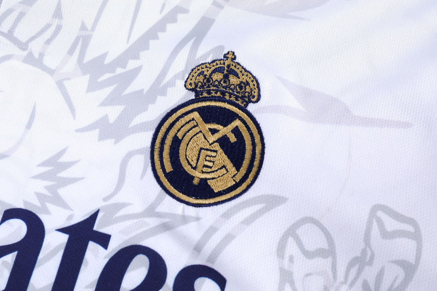 Barn/Vuxen Real Madrid Träningsuniform – Dragon Design Edition